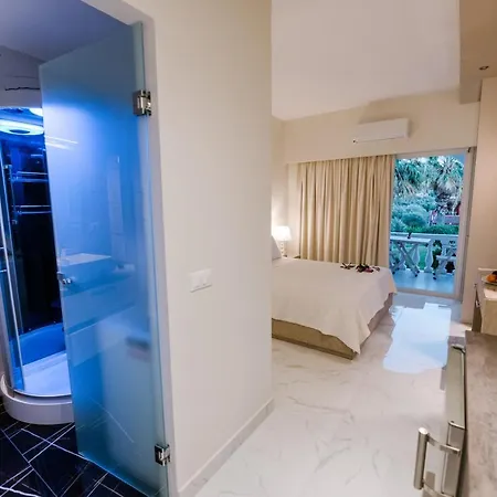 Stefanos Apartamento *