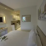 Stefanos * Mesongí