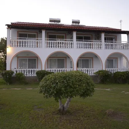 Stefanos Resort *
