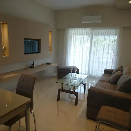 Stefanos Resort * Mesongi